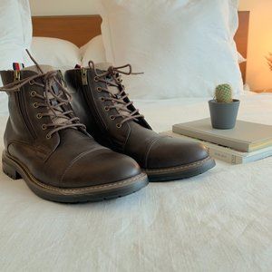 Tommy Hilfiger brown leather boots - like new!